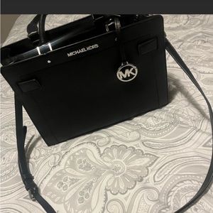 BRAND NEW Cute Black Michael Kors shoulder tote